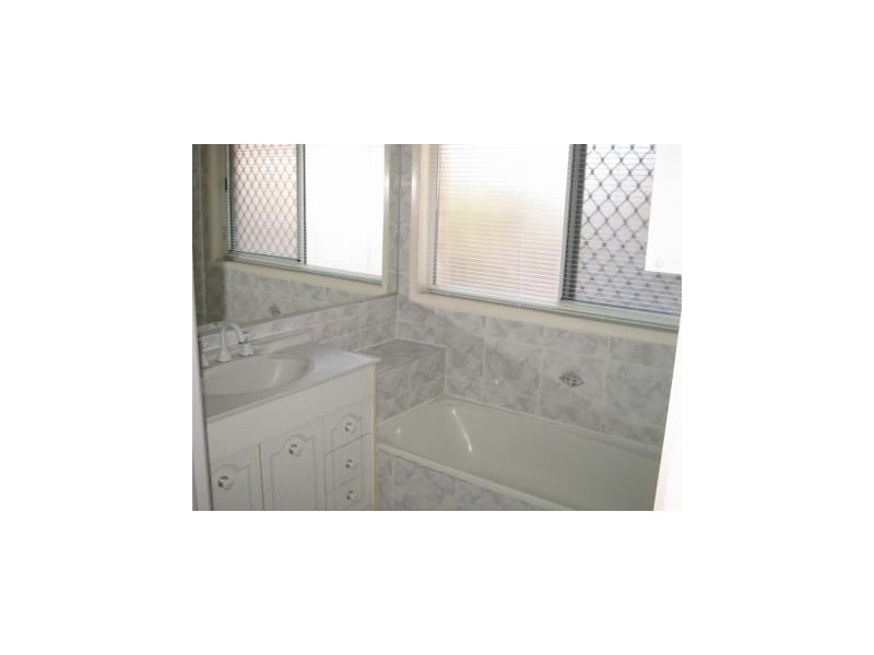 328 Sumners Road, Riverhills QLD 4074