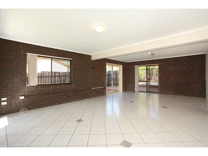 32 Gertrude Mcleod Crescent, Middle Park QLD 4074