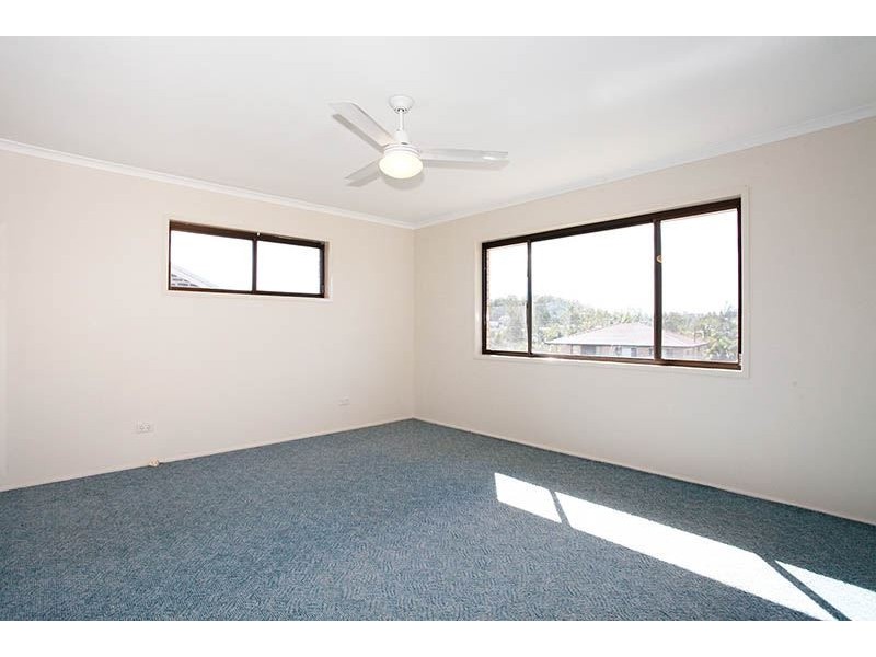 32 Gertrude Mcleod Crescent, Middle Park QLD 4074