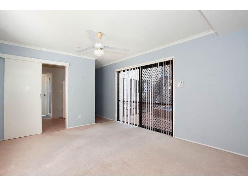 32 Gertrude Mcleod Crescent, Middle Park QLD 4074