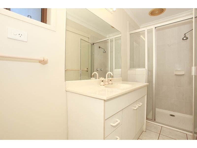 32 Gertrude Mcleod Crescent, Middle Park QLD 4074