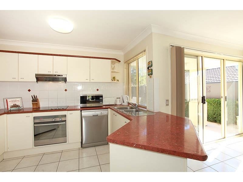 19 Homebush Crescent, Sinnamon Park QLD 4073