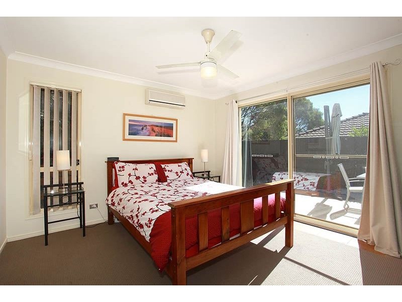 19 Homebush Crescent, Sinnamon Park QLD 4073