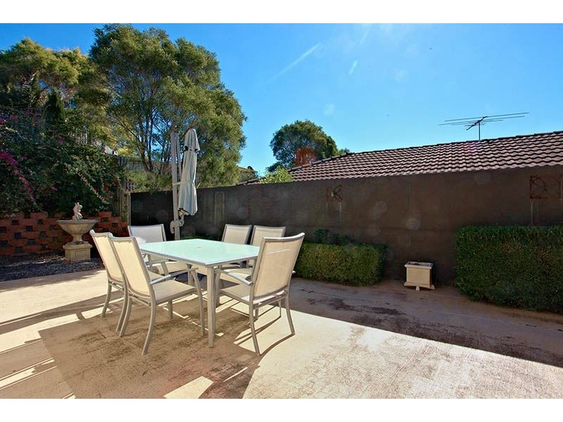 19 Homebush Crescent, Sinnamon Park QLD 4073