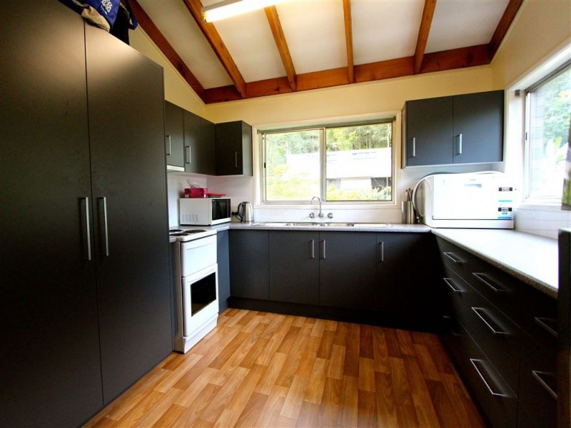 26 Ashburton Street, Chapel Hill QLD 4069