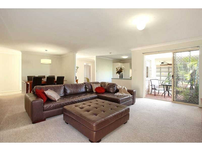 61 Pendula Circuit, Forest Lake QLD 4078