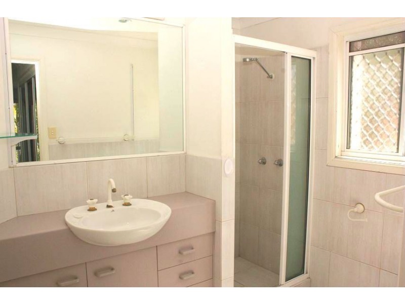 20 Merlin Terrace, Kenmore QLD 4069