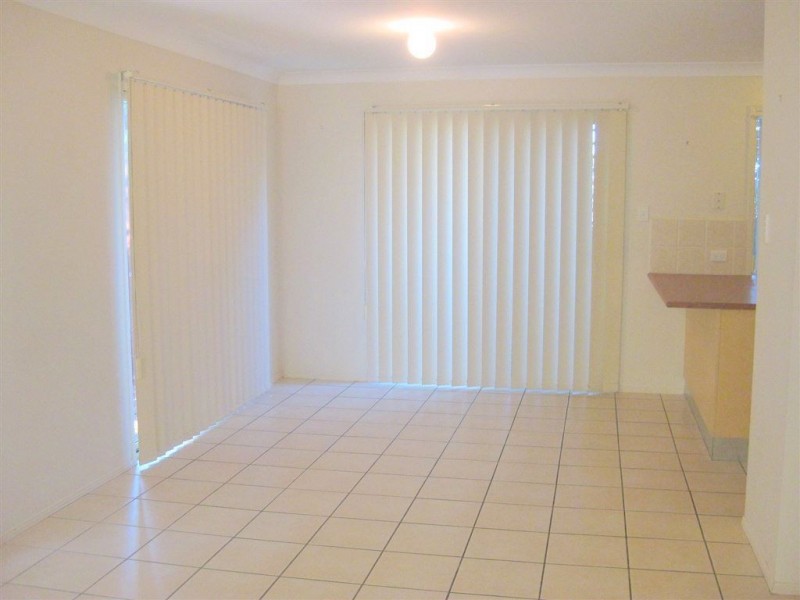 6/7 Glorious Way, Forest Lake QLD 4078