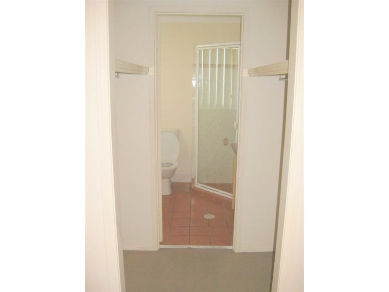 6/7 Glorious Way, Forest Lake QLD 4078