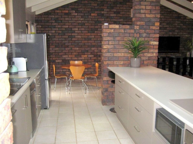 26 Mistral Street, Jamboree Heights QLD 4074