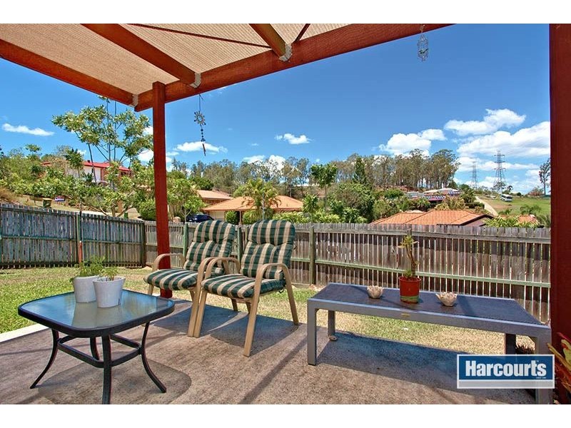 2 Spurs Place, Sumner QLD 4074