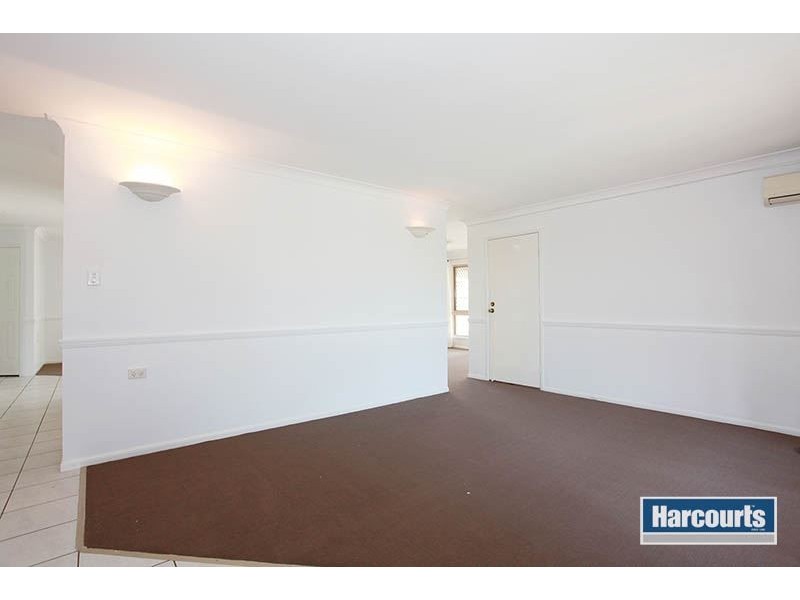 105 Riverhills Road, Middle Park QLD 4074