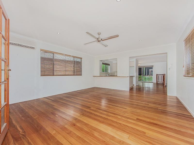 19 Spinnaker, Jamboree Heights QLD 4074