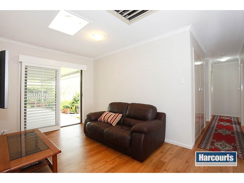 70 Mount Ommaney Drive, Jindalee QLD 4074