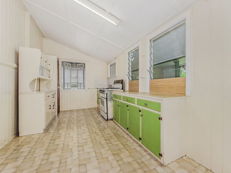 77 Heussler Terrace, Milton QLD 4064