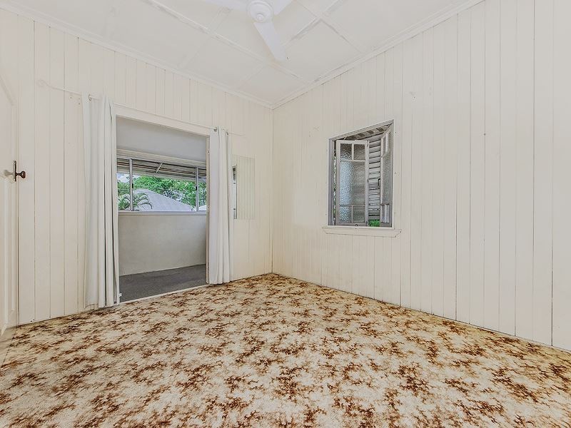 77 Heussler Terrace, Milton QLD 4064