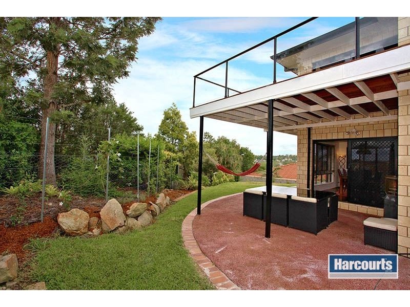 4 Malia Street, Sinnamon Park QLD 4073