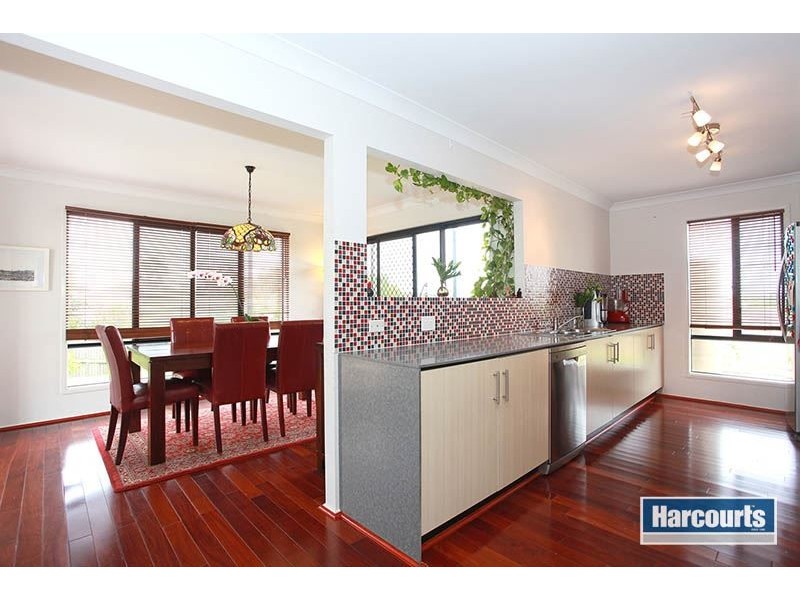 4 Malia Street, Sinnamon Park QLD 4073