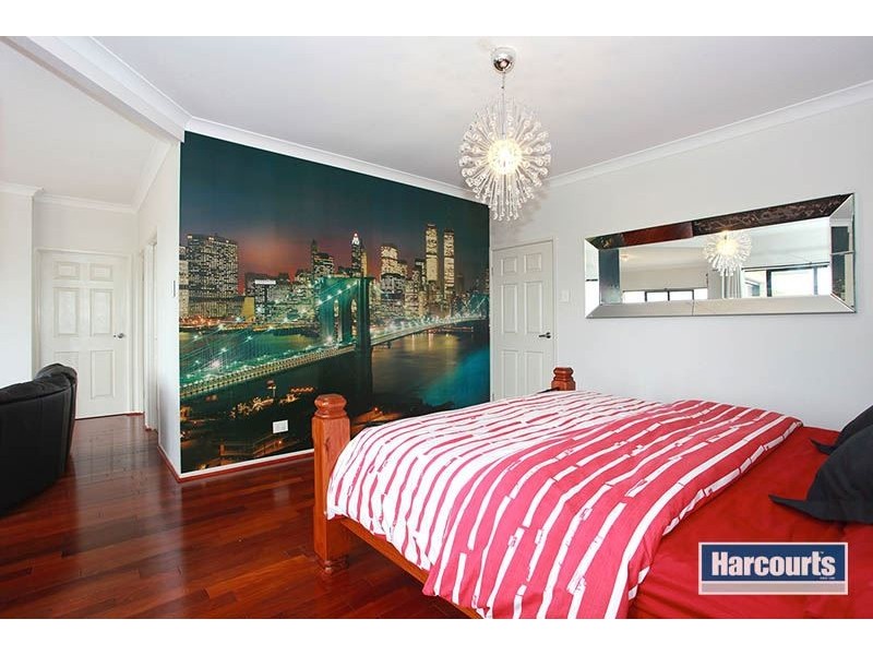 4 Malia Street, Sinnamon Park QLD 4073