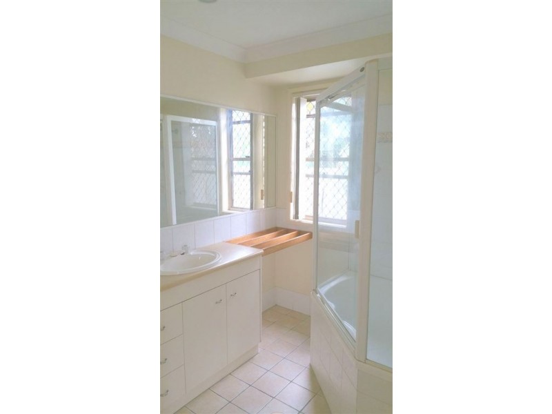 19 Christopher Place, Sinnamon Park QLD 4073