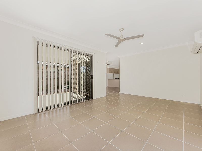 9 Huxley Street, Redbank Plains QLD 4301
