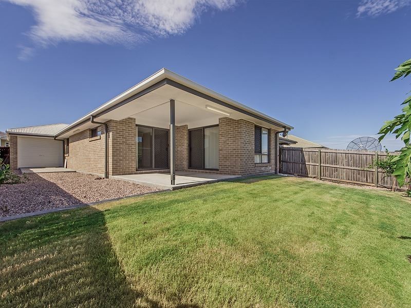 9 Huxley Street, Redbank Plains QLD 4301