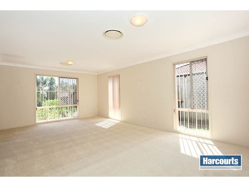 20 Derwent Place, Riverhills QLD 4074