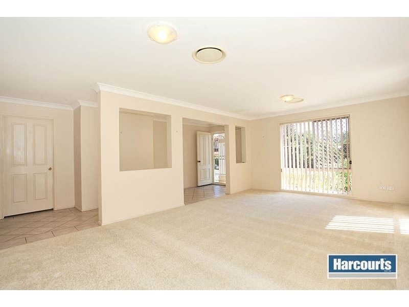 20 Derwent Place, Riverhills QLD 4074