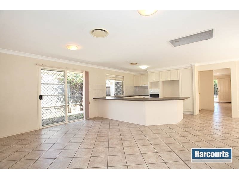 20 Derwent Place, Riverhills QLD 4074