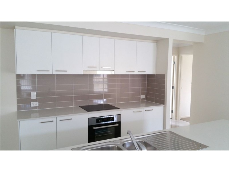 57 Finnegan Circuit, Oxley QLD 4075