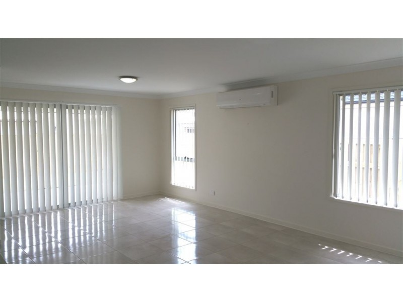 57 Finnegan Circuit, Oxley QLD 4075