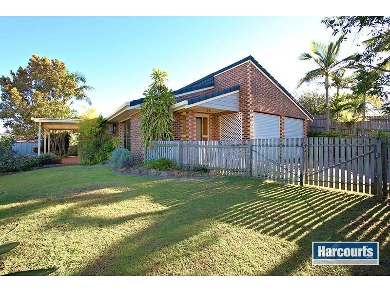 2 Atlas Place, Chapel Hill QLD 4069