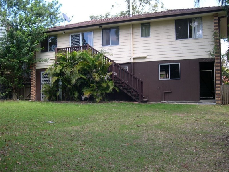 32 Estate Road, Jamboree Heights QLD 4074