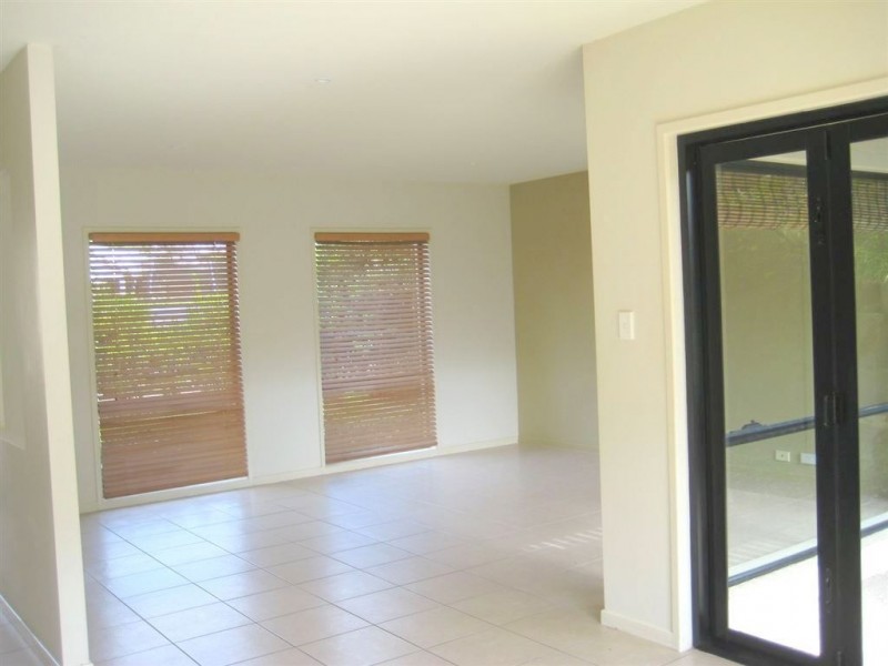 7/18 McPherson Rd,, Sinnamon Park QLD 4073