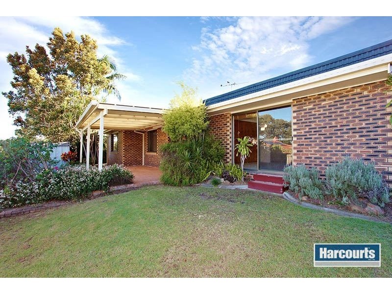2 Atlas Place, Chapel Hill QLD 4069