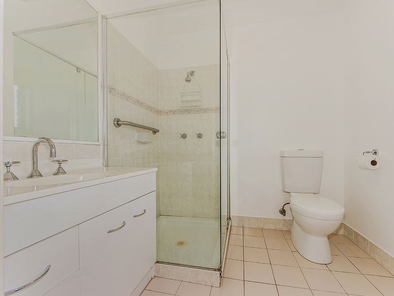 5 Kaboora Crescent, Westlake QLD 4074