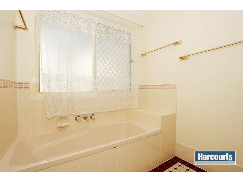 19 Beltana Place, Forest Lake QLD 4078