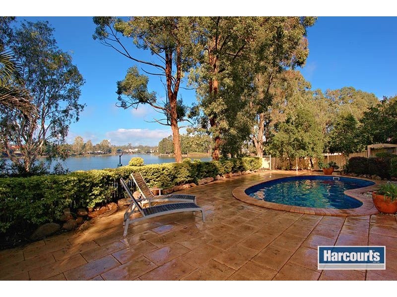 70 Wivenhoe Circuit, Forest Lake QLD 4078