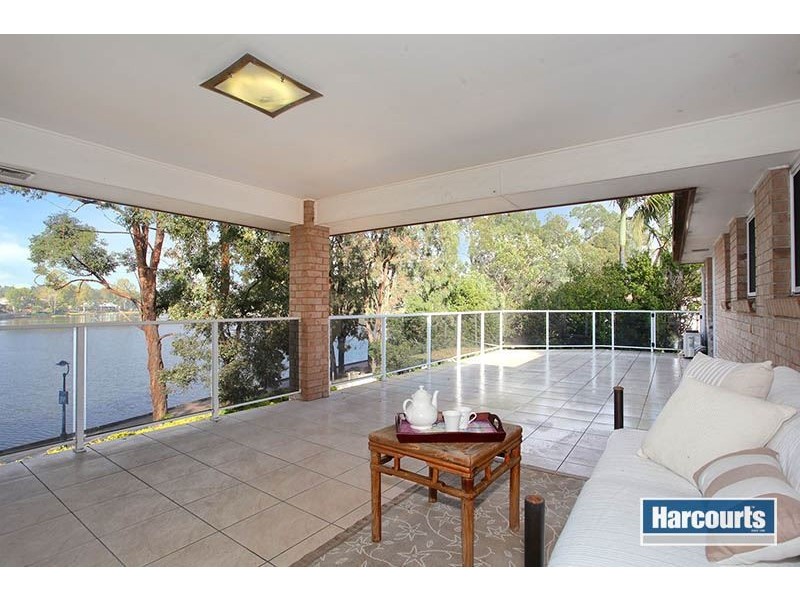 70 Wivenhoe Circuit, Forest Lake QLD 4078