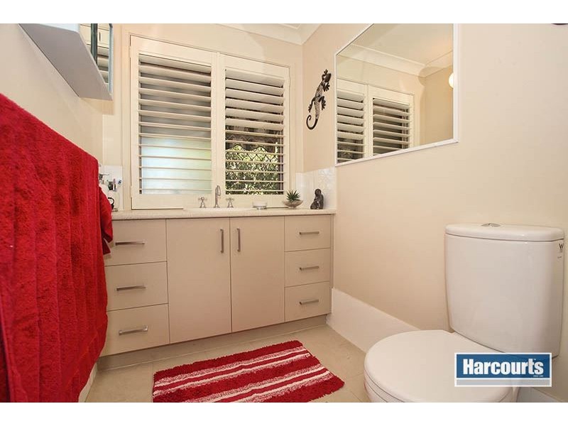 14 Epworth Street, Oxley QLD 4075