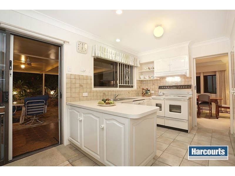 3 Cunningham Court, Mount Ommaney QLD 4074