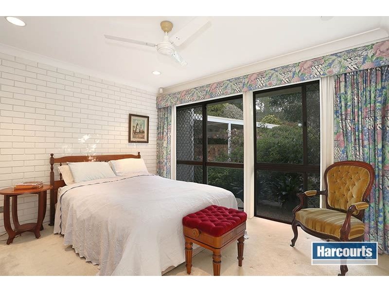 3 Cunningham Court, Mount Ommaney QLD 4074