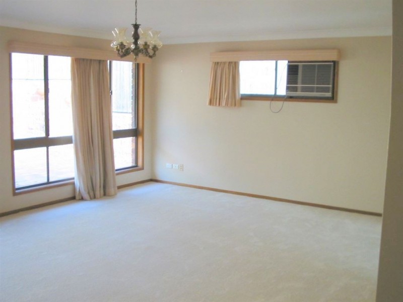 49 Pallert Street, Middle Park QLD 4074