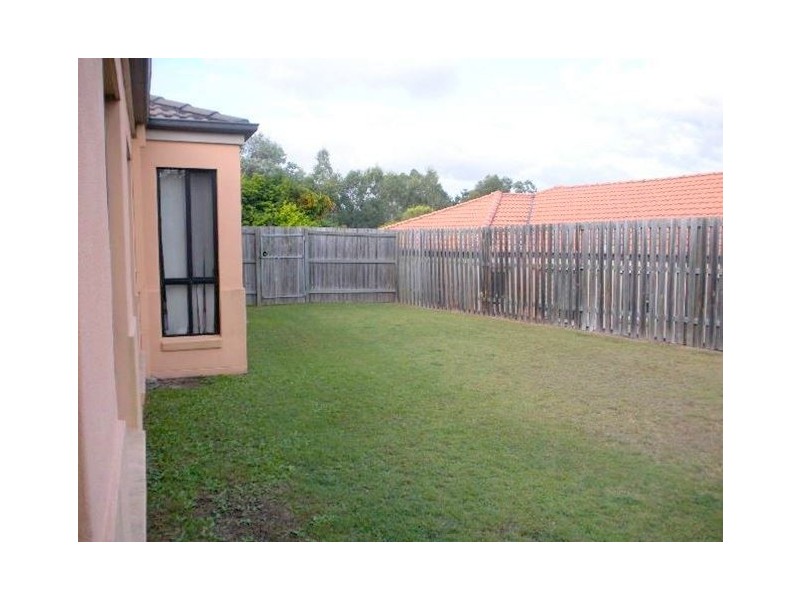 15 Olympic Place, Sinnamon Park QLD 4073