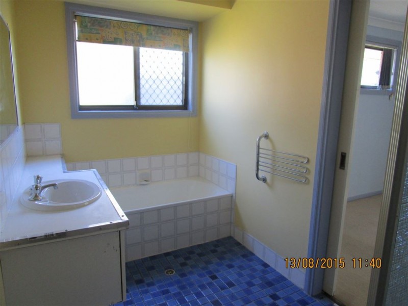 394 Sumners Road, Riverhills QLD 4074