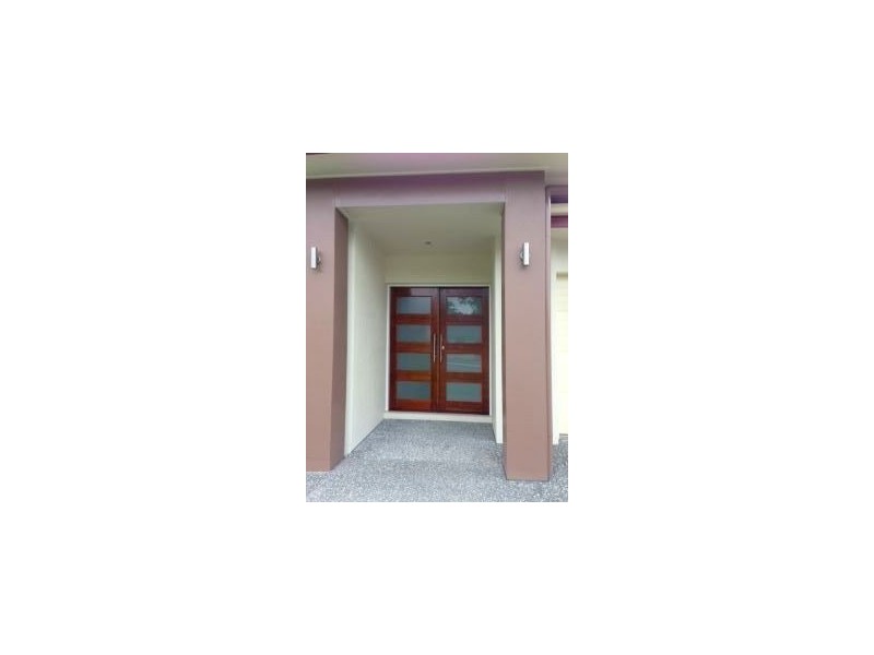 2 Fred Pham Crescent, Doolandella QLD 4077