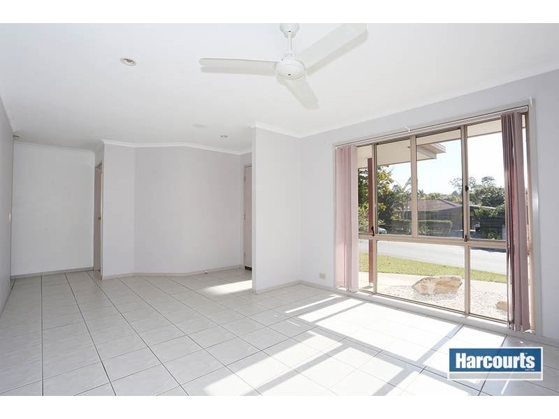 60 McPherson Road, Sinnamon Park QLD 4073