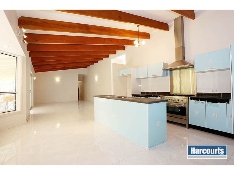 204 Wadeville Street, Pallara QLD 4110