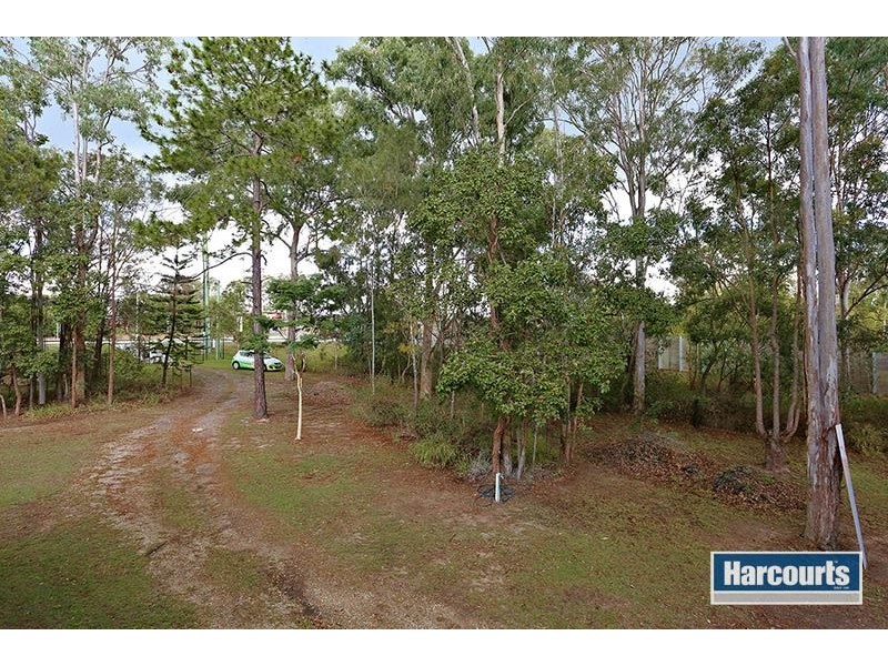 204 Wadeville Street, Pallara QLD 4110