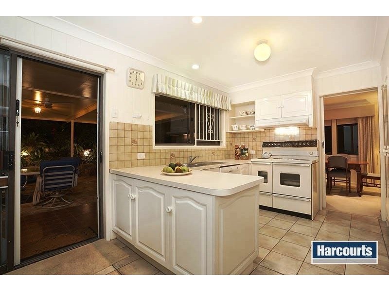 3 Cunningham Court, Mount Ommaney QLD 4074